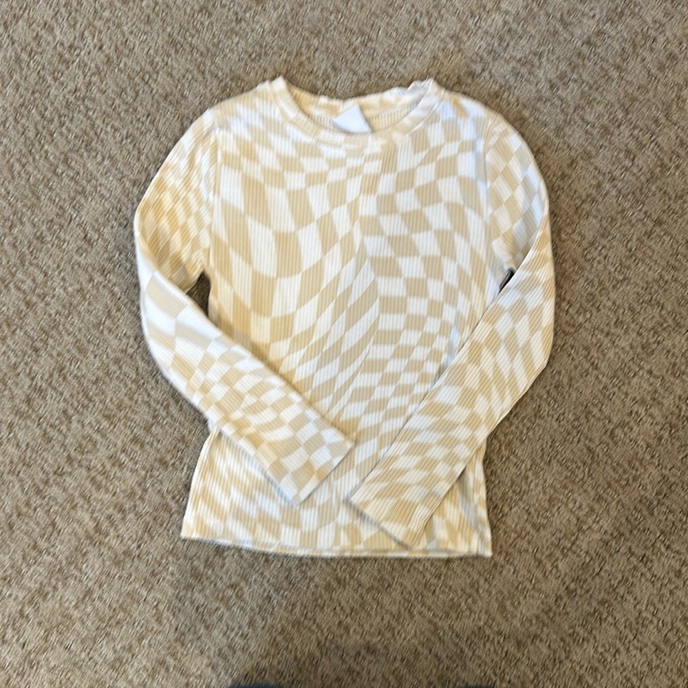 Checkered fitted long sleeve shirt
